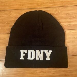 FDNY black cuffed knit winter hat